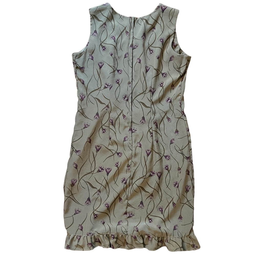 Dainty floral spring mini dress - Picture 5 of 5